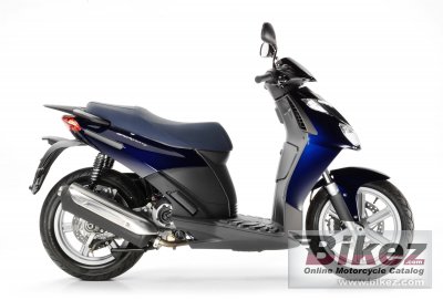 2007 Aprilia Sportcity 200 photo